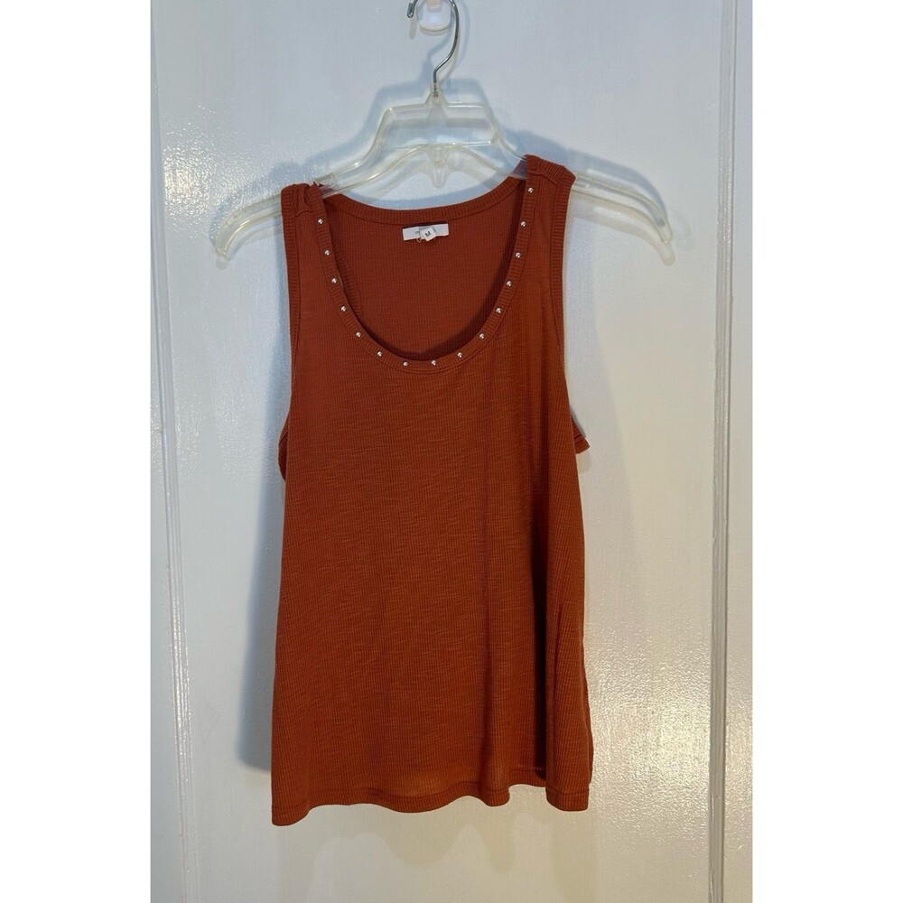 Maurices Set Of Two Women’s Med Tank Tops W/Silver Embellishments Gently Used